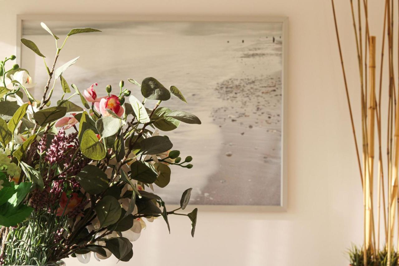 Lovelystay - Divine 3Bdr Duplex House W/ Pool & Garden Patroves Eksteriør billede